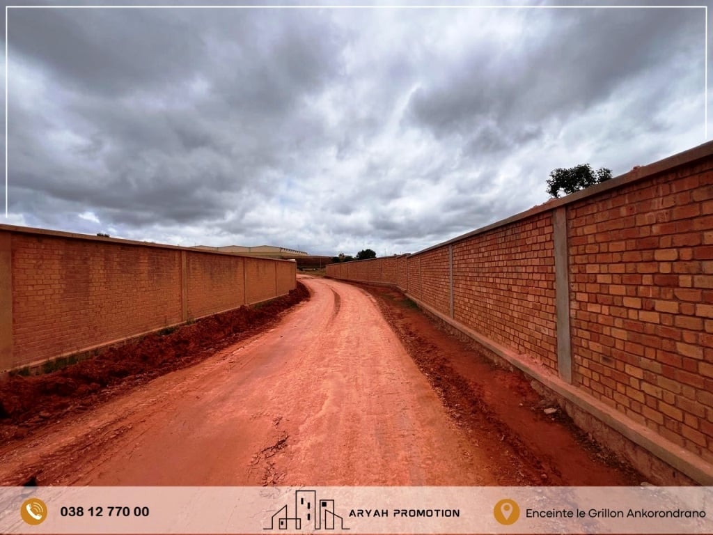 SAHAZA I β Secured access road