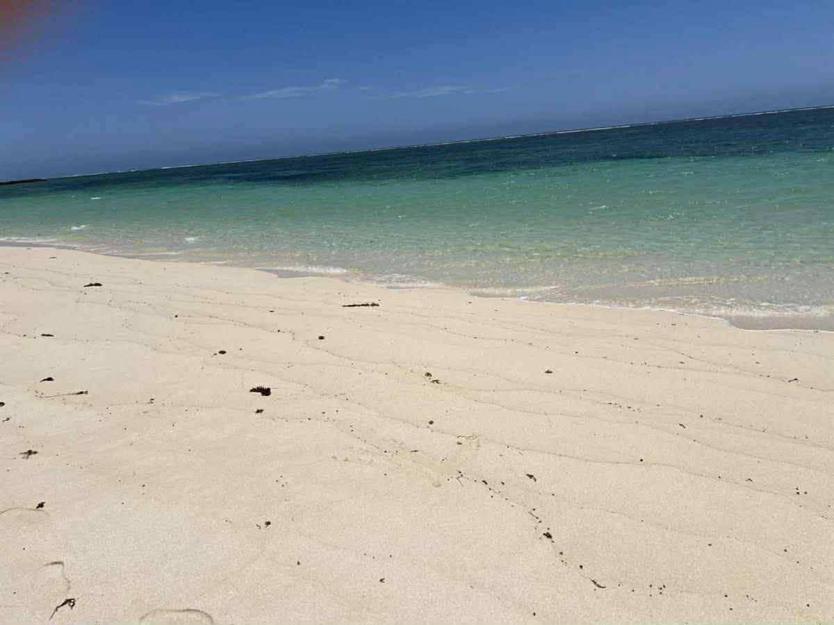 Anakao β White sand and clear turquoise water