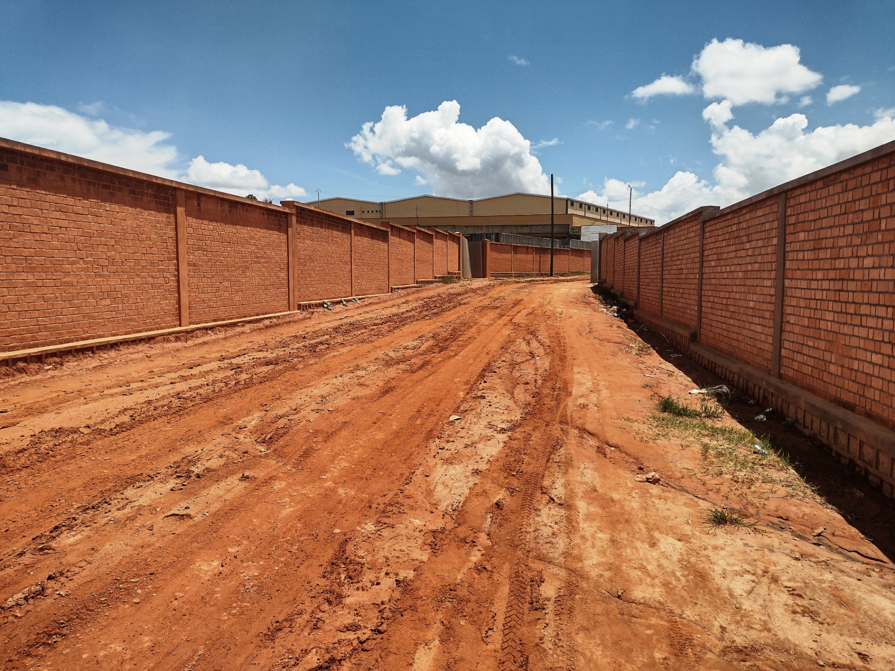 SAHAZA I β Brick-walled site entrance